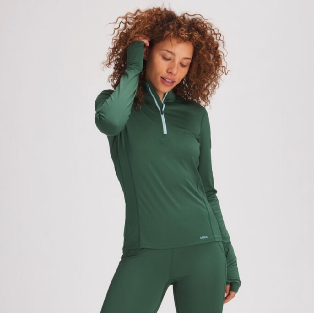 Stoic Lightweight Poly 1/4 Zip Pullover Top